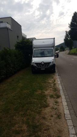 Qualitätiver Schweizer Umzug Umzugtransporter Riemenstalden